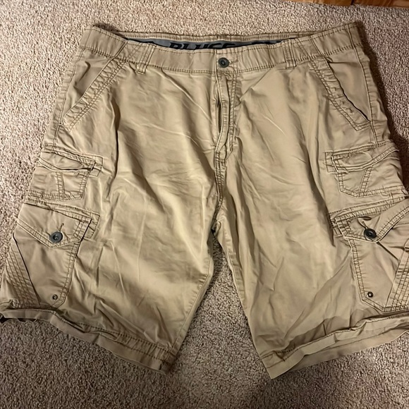Plugg Other - Plugg men’s cargo shorts size 38